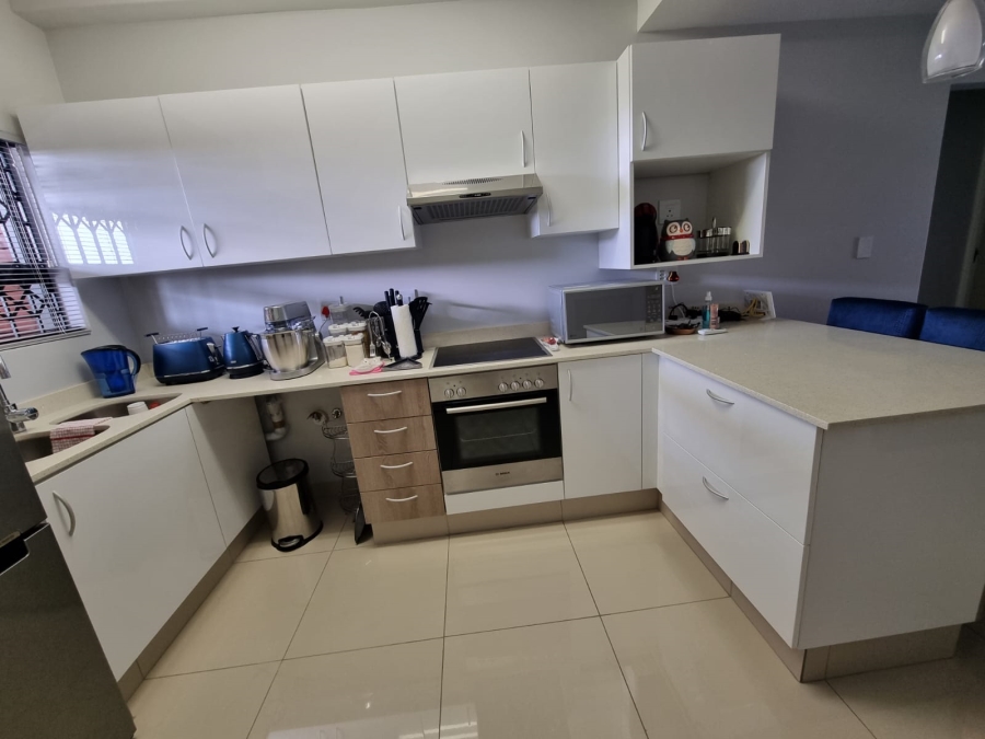 To Let 2 Bedroom Property for Rent in New Town Centre KwaZulu-Natal