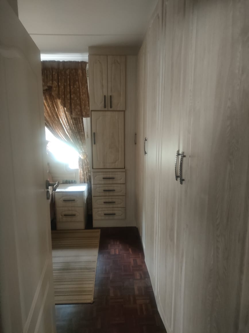 4 Bedroom Property for Sale in Burlington Heights KwaZulu-Natal