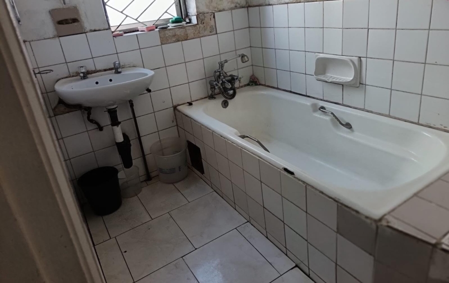 2 Bedroom Property for Sale in Amangwane KwaZulu-Natal