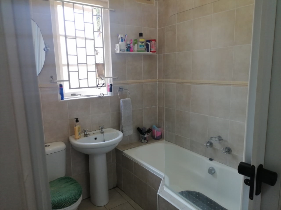 3 Bedroom Property for Sale in Glenwood KwaZulu-Natal