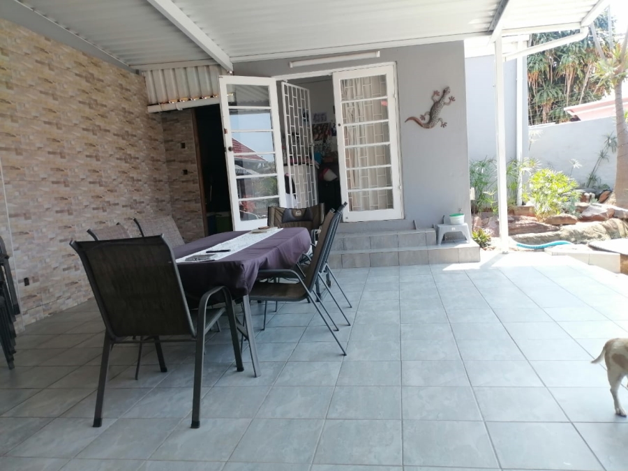 3 Bedroom Property for Sale in Glenwood KwaZulu-Natal