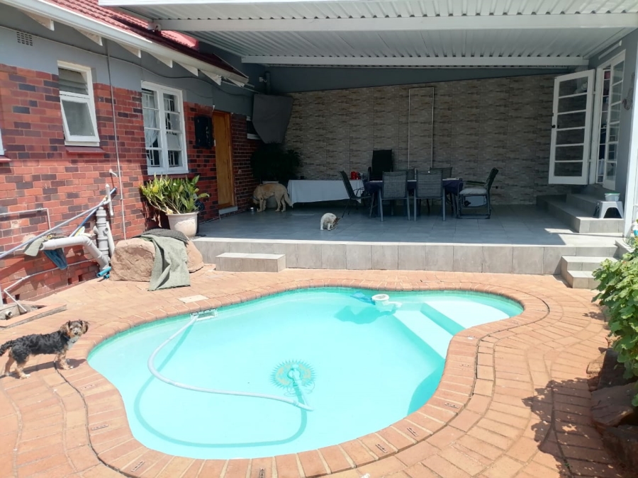 3 Bedroom Property for Sale in Glenwood KwaZulu-Natal