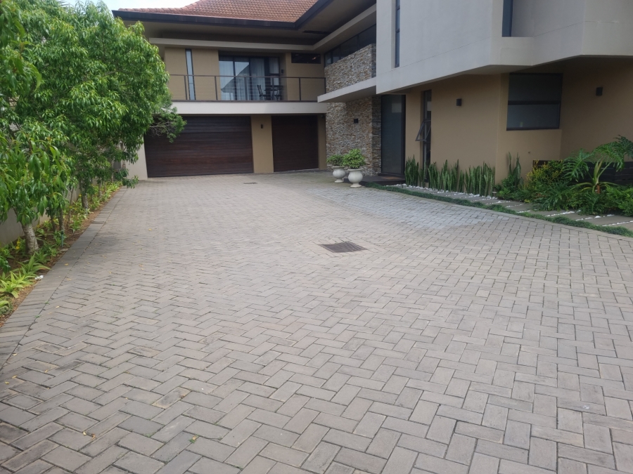 To Let 3 Bedroom Property for Rent in Izinga Park KwaZulu-Natal