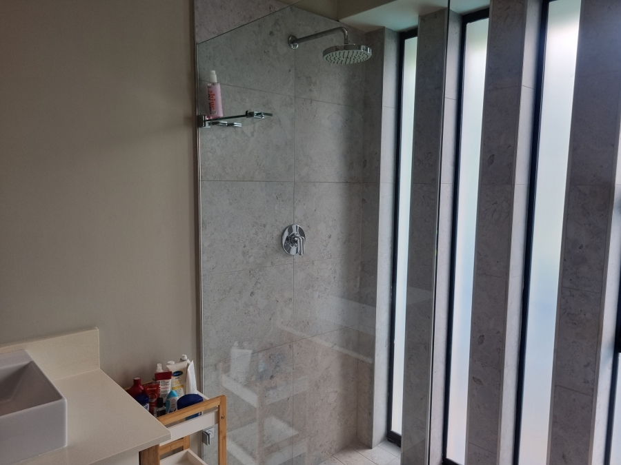 To Let 3 Bedroom Property for Rent in Izinga Park KwaZulu-Natal