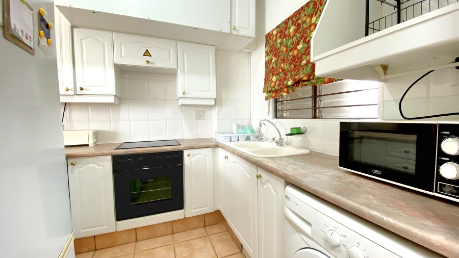 2 Bedroom Property for Sale in Hibberdene KwaZulu-Natal