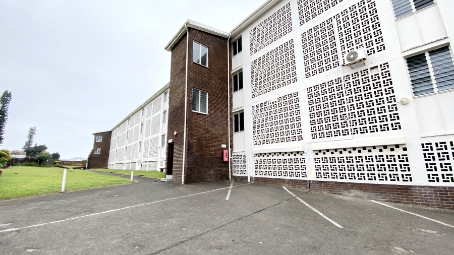 2 Bedroom Property for Sale in Hibberdene KwaZulu-Natal