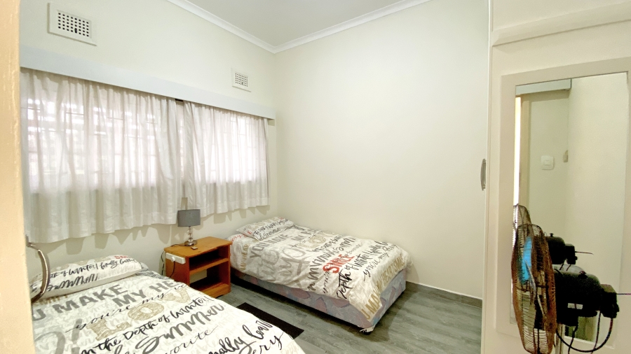 2 Bedroom Property for Sale in Hibberdene KwaZulu-Natal