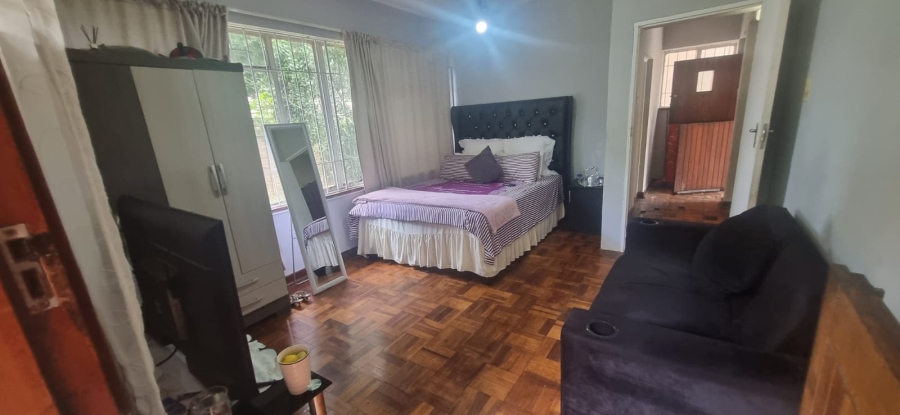 1 Bedroom Property for Sale in Glenwood KwaZulu-Natal