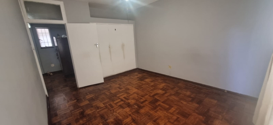 1 Bedroom Property for Sale in Glenwood KwaZulu-Natal