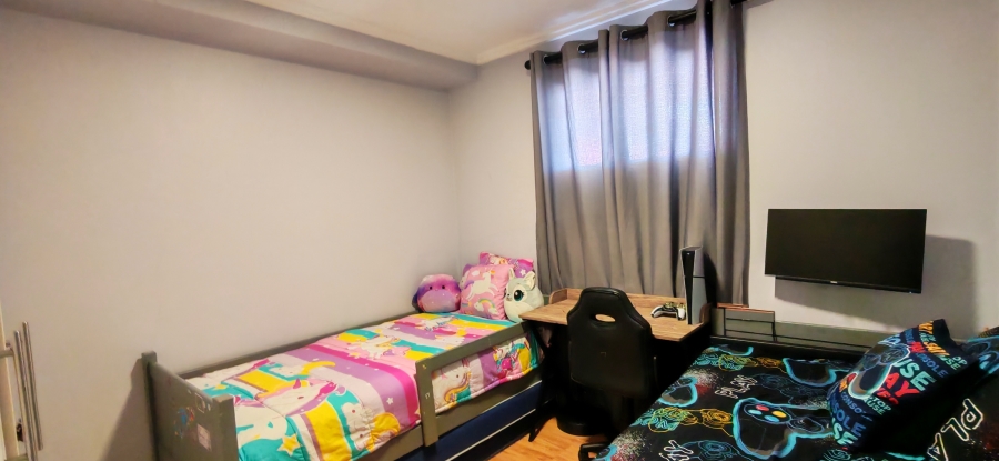 2 Bedroom Property for Sale in New Town Centre KwaZulu-Natal