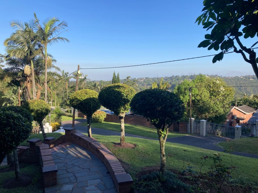 4 Bedroom Property for Sale in Cowies Hill KwaZulu-Natal