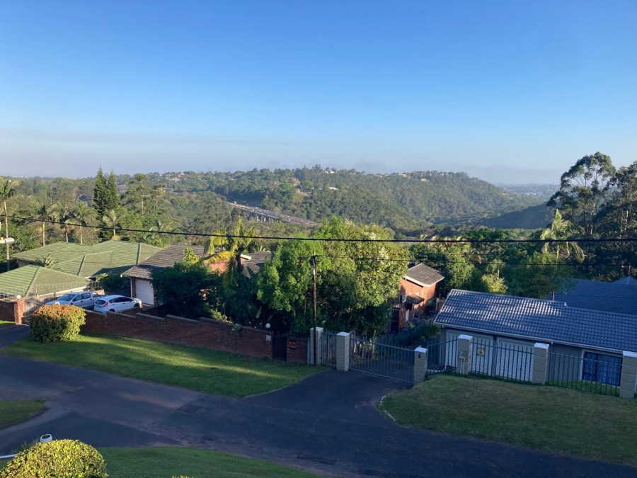 4 Bedroom Property for Sale in Cowies Hill KwaZulu-Natal