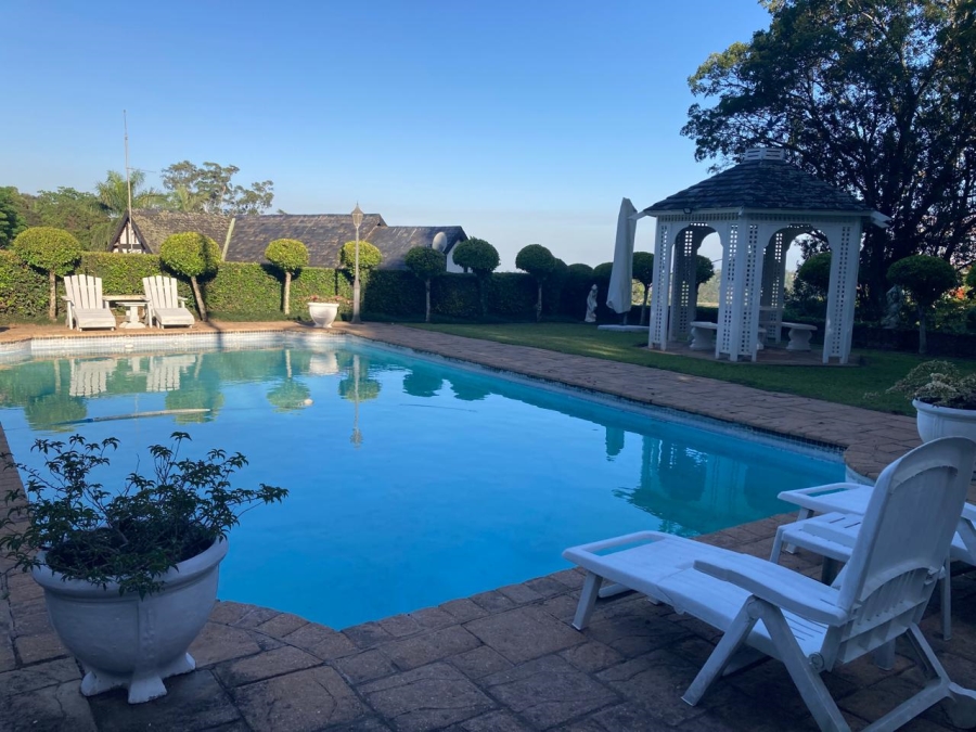 4 Bedroom Property for Sale in Cowies Hill KwaZulu-Natal