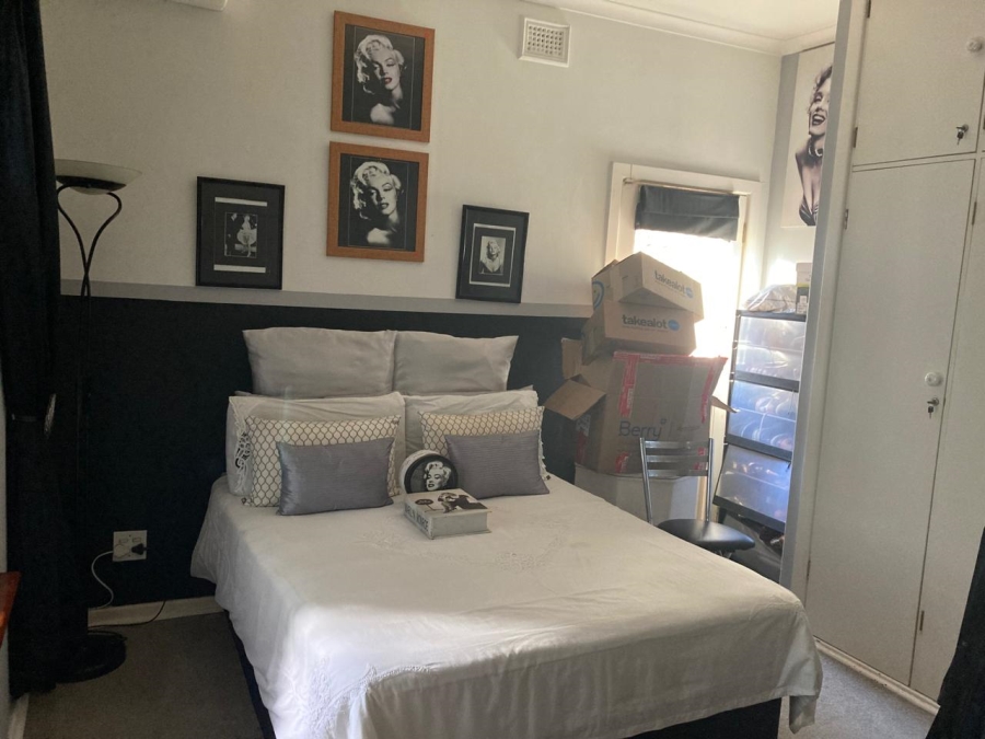 4 Bedroom Property for Sale in Cowies Hill KwaZulu-Natal