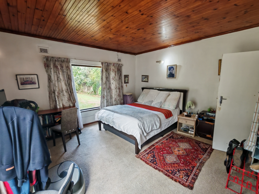 5 Bedroom Property for Sale in Cowies Hill KwaZulu-Natal