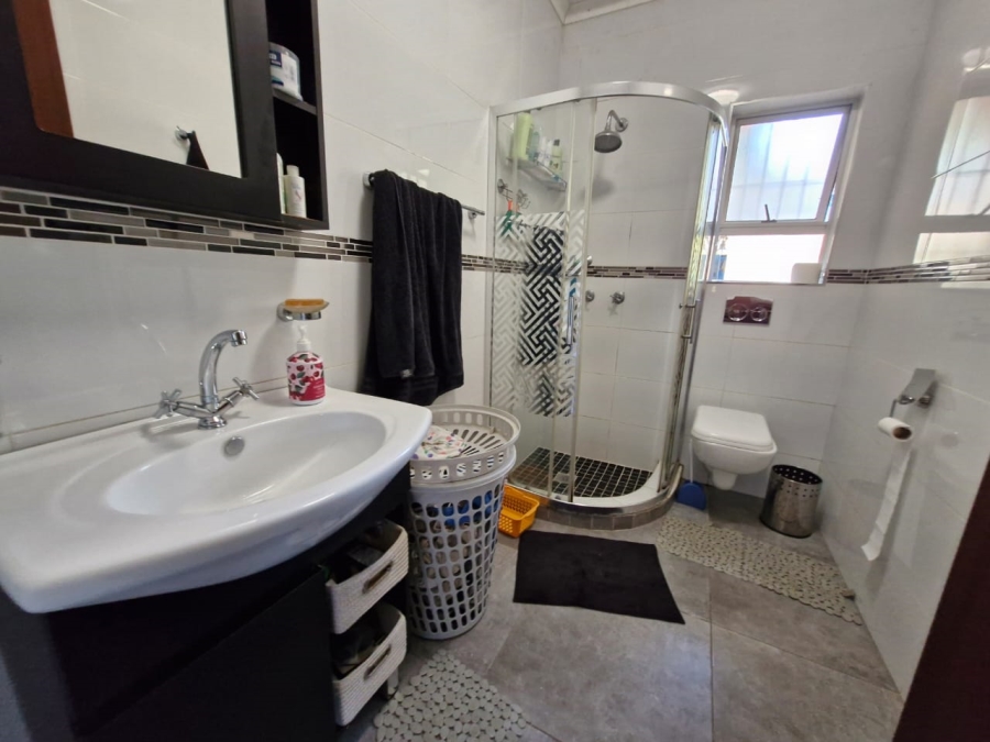 3 Bedroom Property for Sale in Northdene KwaZulu-Natal