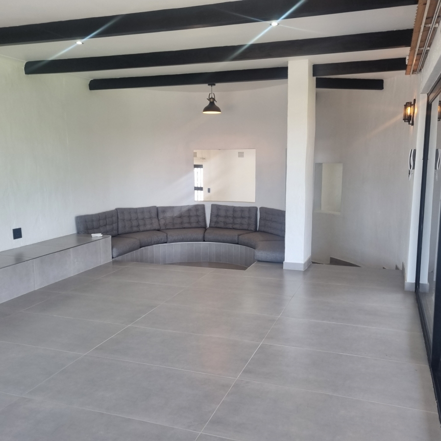 To Let 4 Bedroom Property for Rent in Umhlanga KwaZulu-Natal