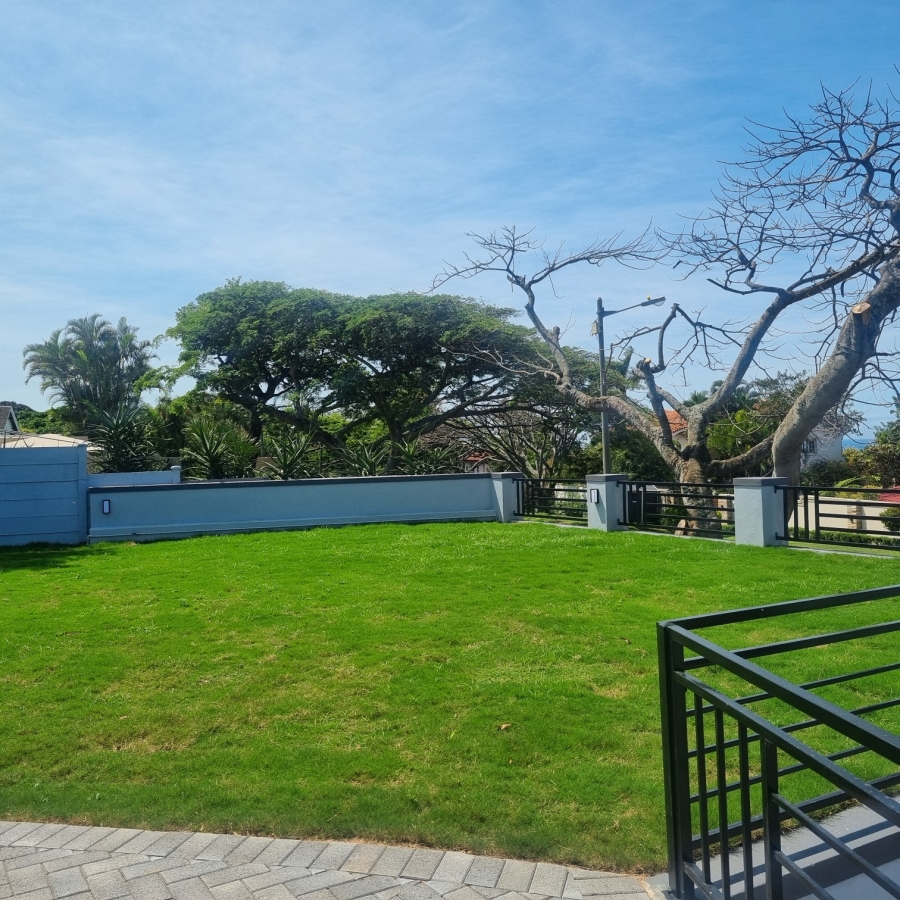 To Let 4 Bedroom Property for Rent in Umhlanga KwaZulu-Natal