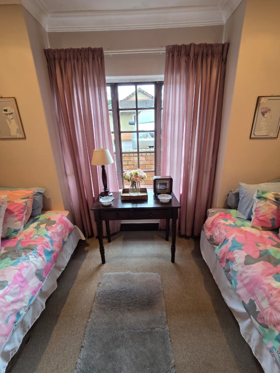 2 Bedroom Property for Sale in Clifton Hill Estate KwaZulu-Natal