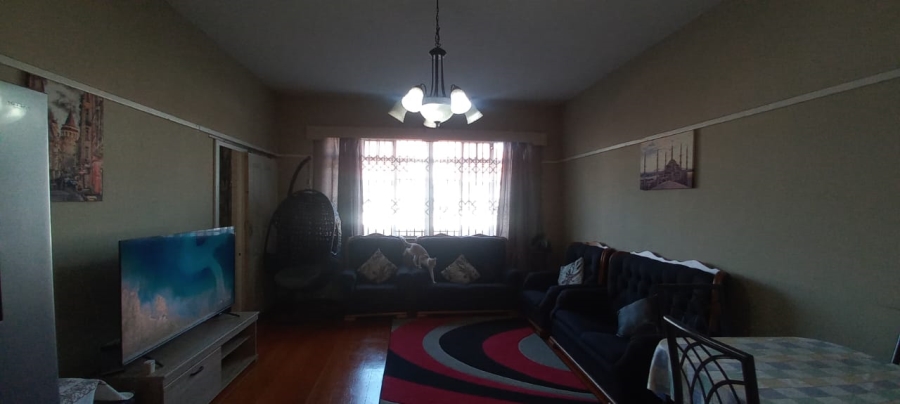 2 Bedroom Property for Sale in Glenwood KwaZulu-Natal