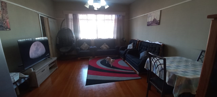 2 Bedroom Property for Sale in Glenwood KwaZulu-Natal