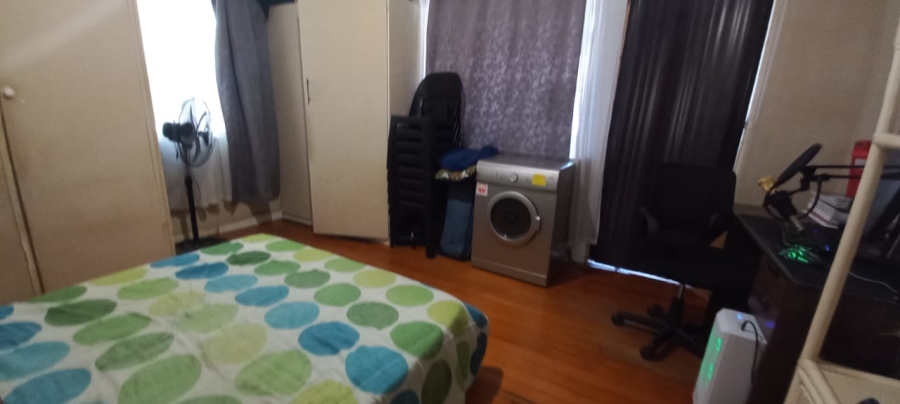 2 Bedroom Property for Sale in Glenwood KwaZulu-Natal