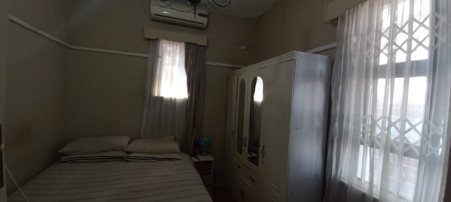 2 Bedroom Property for Sale in Glenwood KwaZulu-Natal