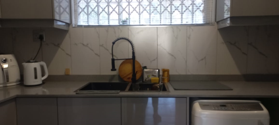 2 Bedroom Property for Sale in Glenwood KwaZulu-Natal