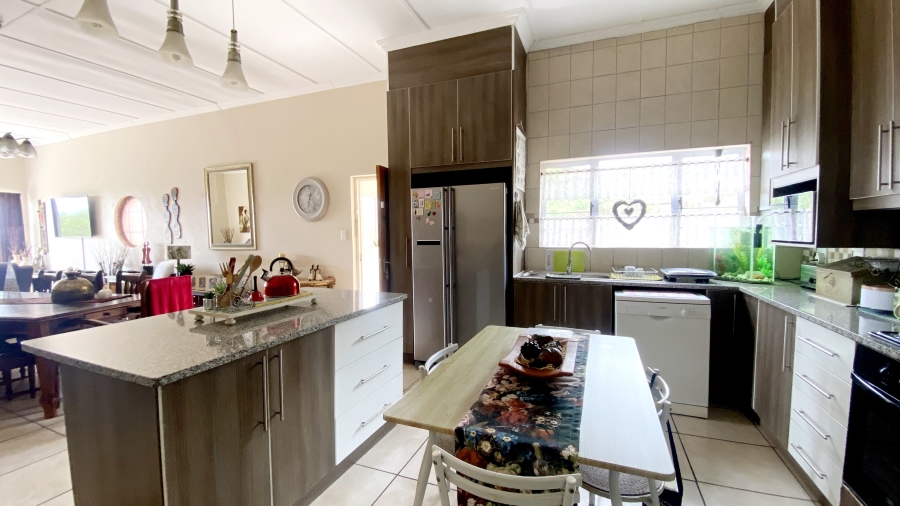 3 Bedroom Property for Sale in Elysium KwaZulu-Natal