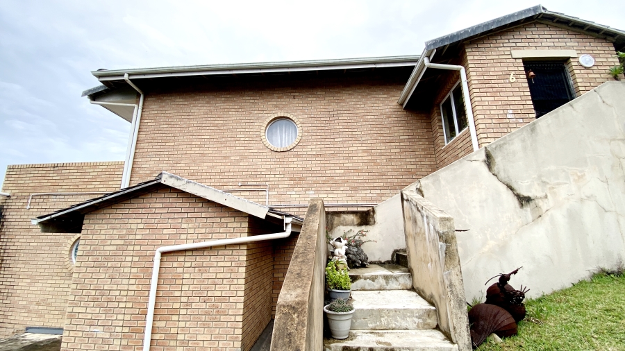 3 Bedroom Property for Sale in Elysium KwaZulu-Natal