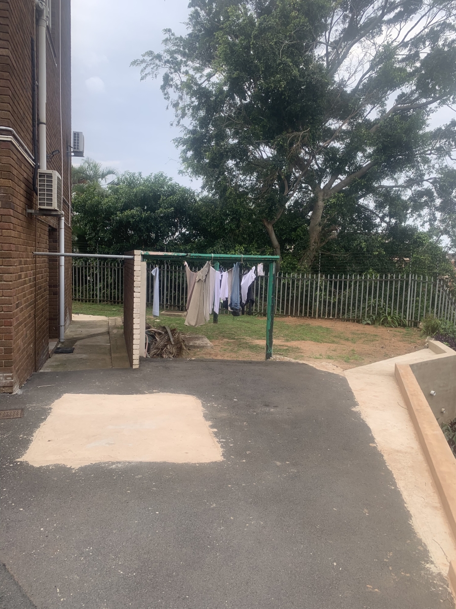 2 Bedroom Property for Sale in Windermere KwaZulu-Natal