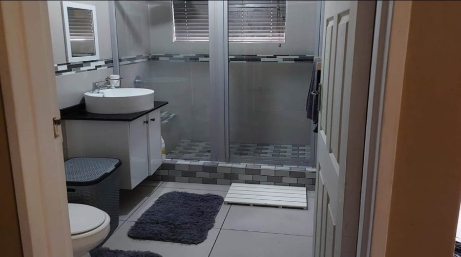 1 Bedroom Property for Sale in Newsel Beach KwaZulu-Natal