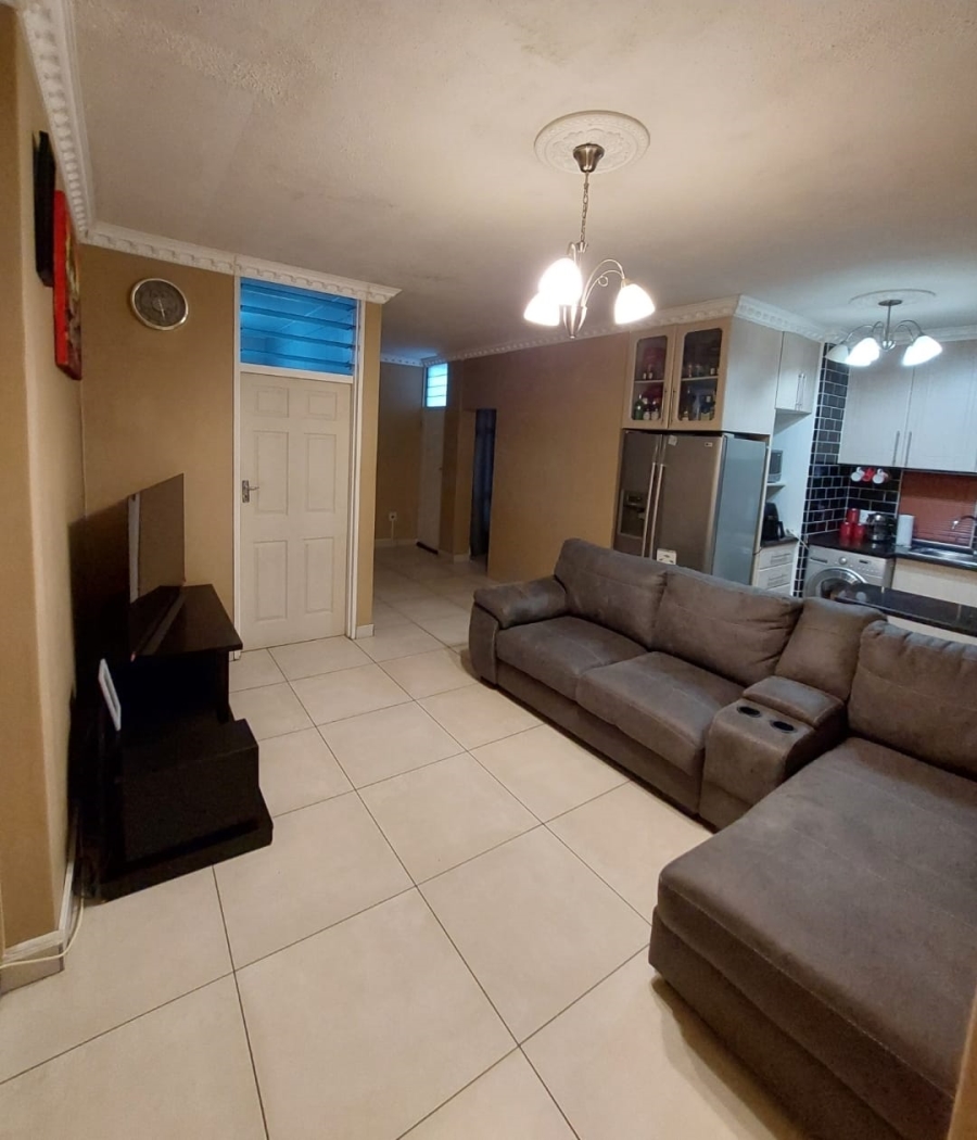 1 Bedroom Property for Sale in Newsel Beach KwaZulu-Natal