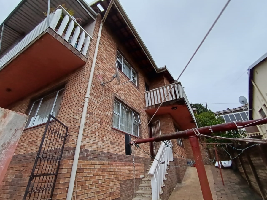 5 Bedroom Property for Sale in Reservoir Hills KwaZulu-Natal
