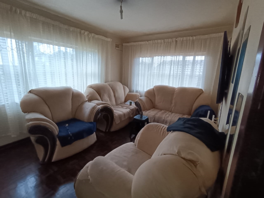 5 Bedroom Property for Sale in Reservoir Hills KwaZulu-Natal