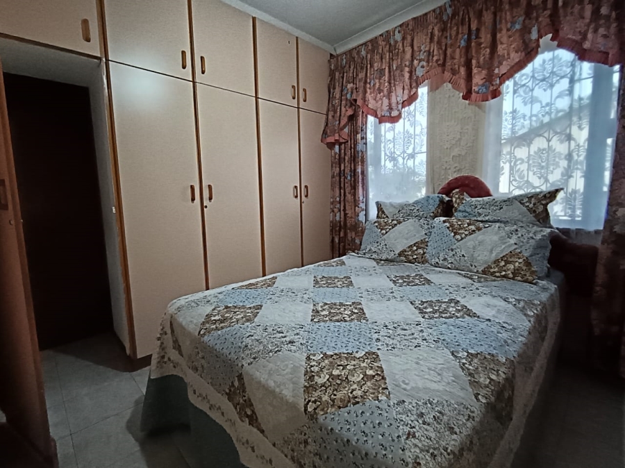 5 Bedroom Property for Sale in Reservoir Hills KwaZulu-Natal