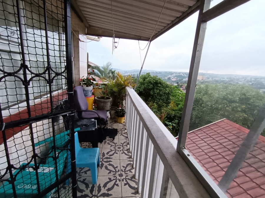 5 Bedroom Property for Sale in Reservoir Hills KwaZulu-Natal