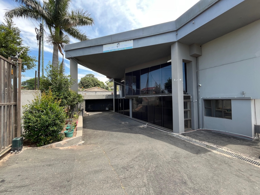 8 Bedroom Property for Sale in Malvern KwaZulu-Natal