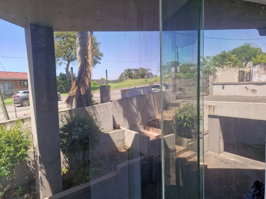 8 Bedroom Property for Sale in Malvern KwaZulu-Natal