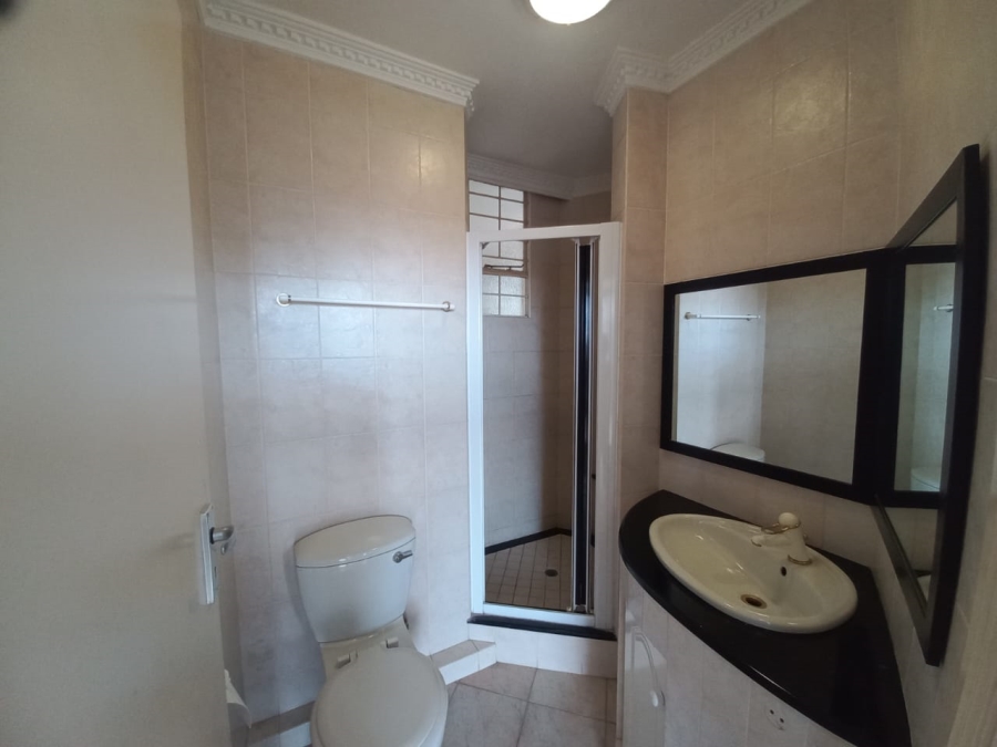 2 Bedroom Property for Sale in Essenwood KwaZulu-Natal