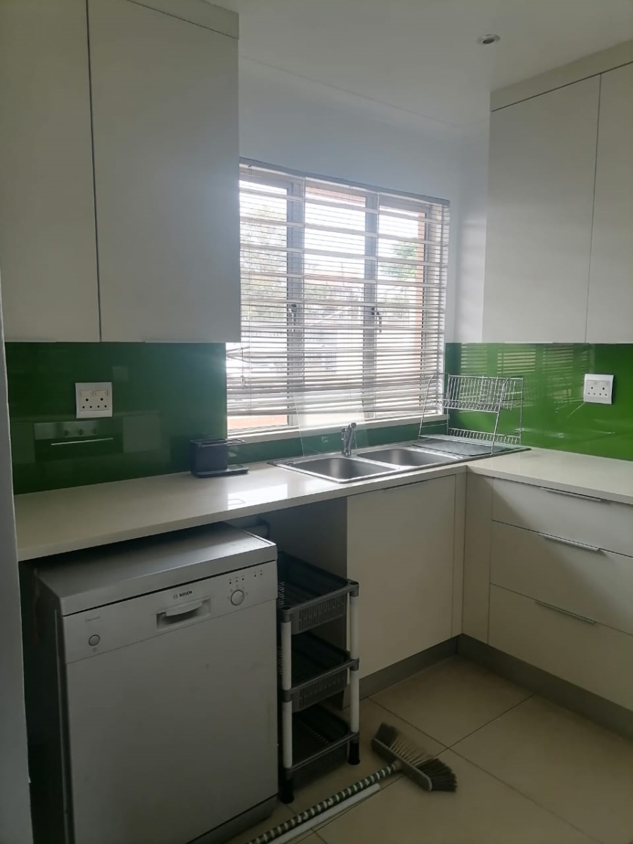 To Let 3 Bedroom Property for Rent in Sherwood KwaZulu-Natal