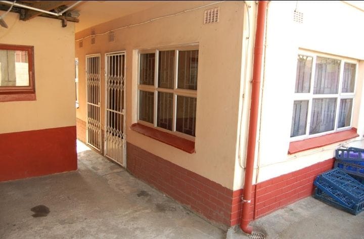 4 Bedroom Property for Sale in Duffs Road KwaZulu-Natal