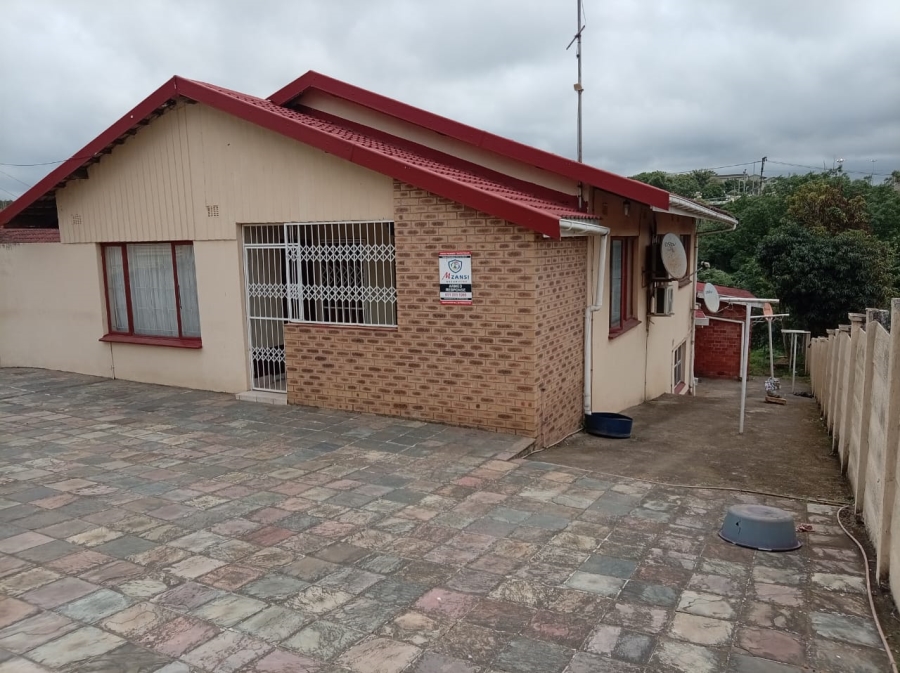 4 Bedroom Property for Sale in Duffs Road KwaZulu-Natal