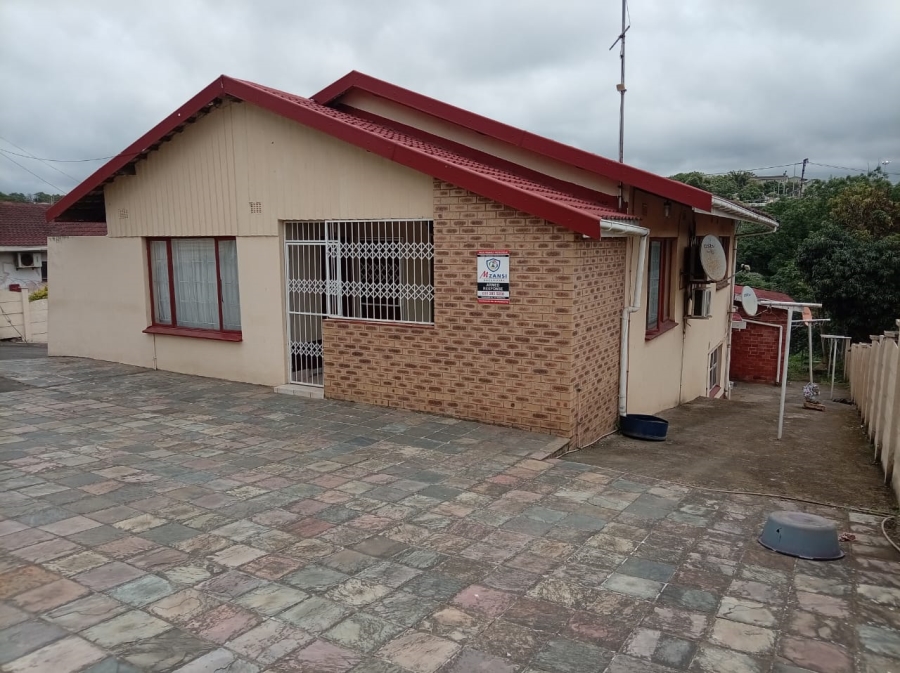 4 Bedroom Property for Sale in Duffs Road KwaZulu-Natal