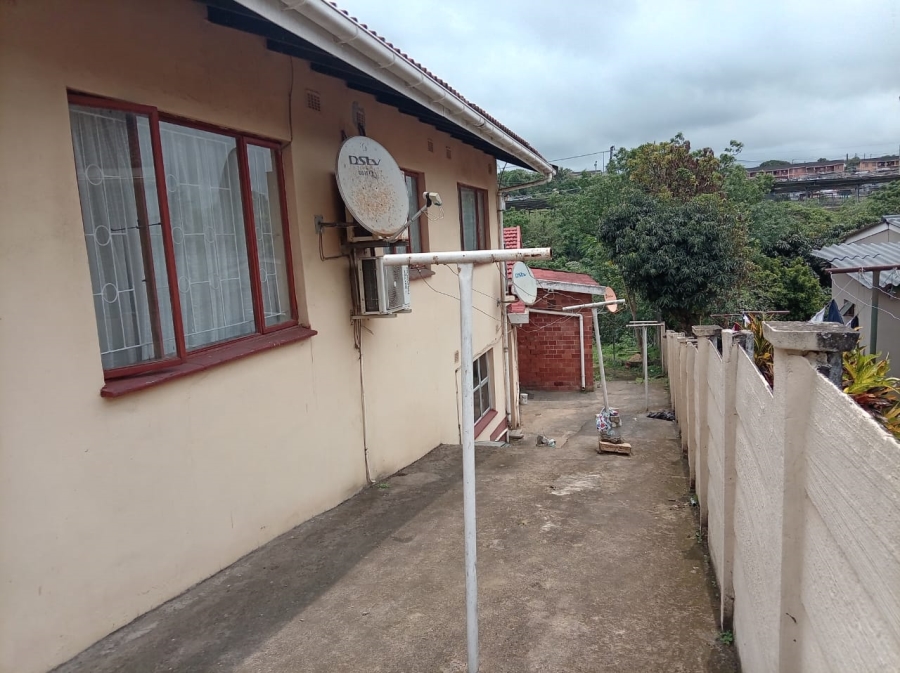 4 Bedroom Property for Sale in Duffs Road KwaZulu-Natal