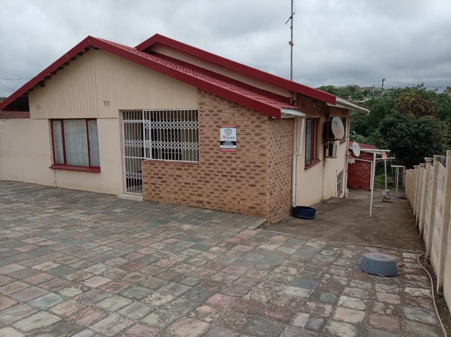 4 Bedroom Property for Sale in Duffs Road KwaZulu-Natal