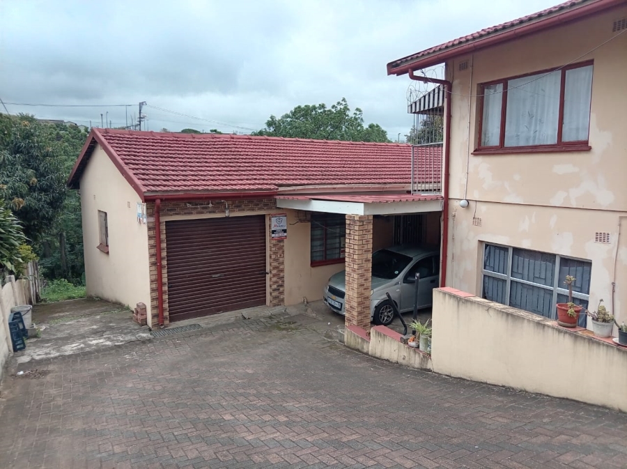 4 Bedroom Property for Sale in Duffs Road KwaZulu-Natal