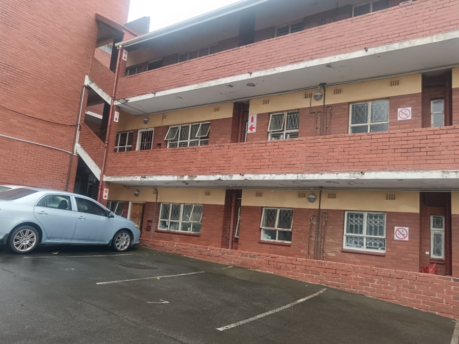 To Let 2 Bedroom Property for Rent in Umbilo KwaZulu-Natal