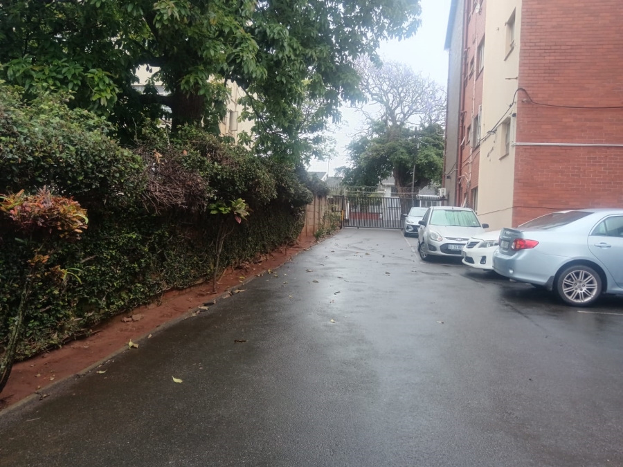 To Let 2 Bedroom Property for Rent in Umbilo KwaZulu-Natal