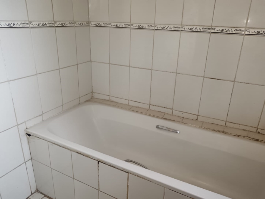 To Let 2 Bedroom Property for Rent in Umbilo KwaZulu-Natal